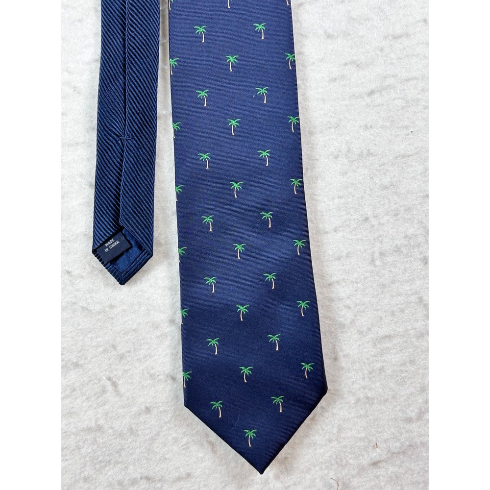 Tommy Hilfiger Mens Navy Blue Silk Palm Tree Tropical Necktie RN121148